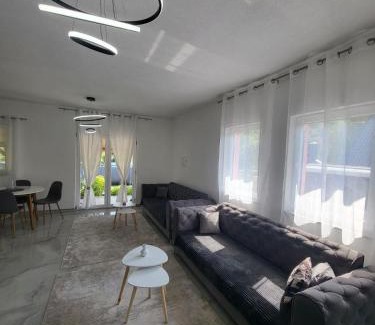 Lohovo Apartment | Kuća za odmor PLAVA LAGUNA