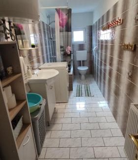 Mrkopalj Ski Chalet | Kuća za odmor "Seka"*