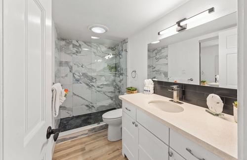 Honokowai Condo | KU 310 $129 Last Minute Summer Deal Updated OceanFront Condo AC Pool Ocean Views