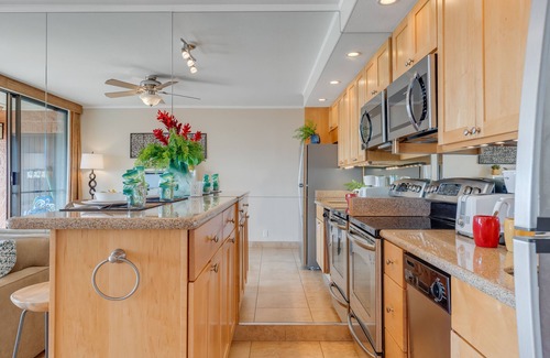 Honokowai Condo | KU 321 OceanFront w Spectacular Ocean Views AC