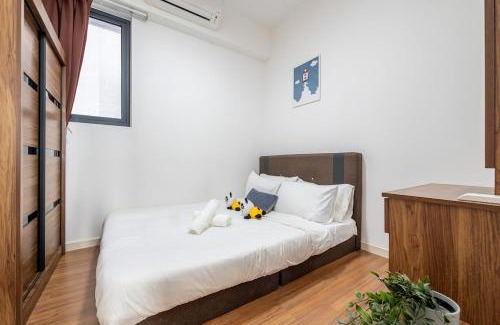 Taman Pertama Apartment | Kuala Lumpur Skyline CityView Comfort Home