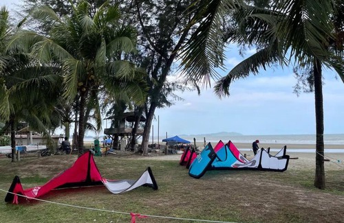 Kuantan Apartment | Kuantan Getaway Waterpark and Beach
