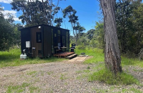 Rings Beach House | Kūaotunu Cabin 1 by Tiny Away