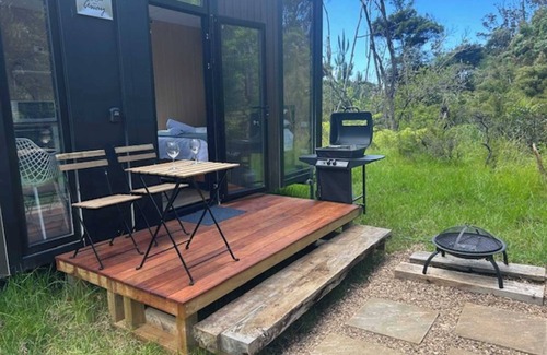 Rings Beach House | Kūaotunu Cabin 1 by Tiny Away