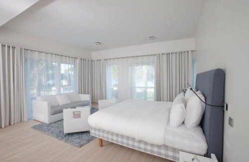 Cote d'Azur- French Riviera Hotel | Kube Saint-Tropez