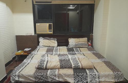 Versova House | Kuber crown