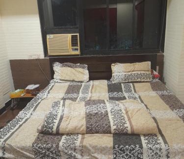 Versova House | Kuber crown