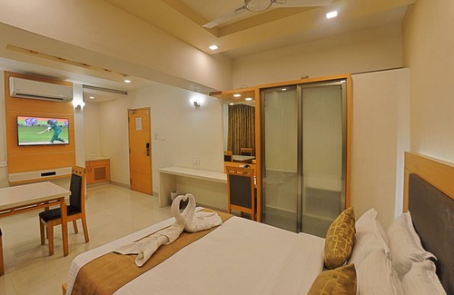 Ekkatuthangal Hotel | KUBER INN ELITE