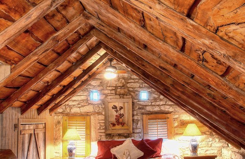New Braunfels Bed & Breakfast | Kuebler Waldrip Haus B&B