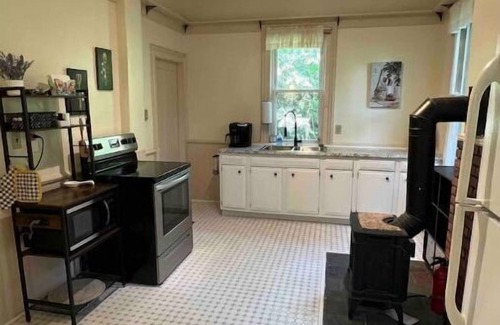 Reno House | Kugler Cottage, built 1871
