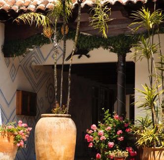De Mexicanos Hotel | Kukurutz Residencia