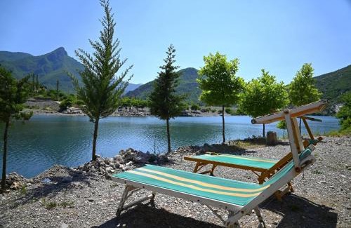 Shkoder County House | Kulla e Vjeter (Bar Restaurant, Guesthouse, Parking and Camping)