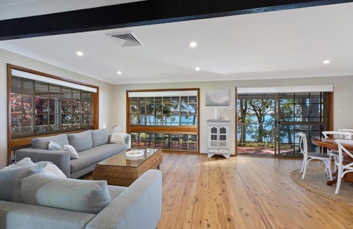 Summerland Point House | Kullaroo Lakehouse