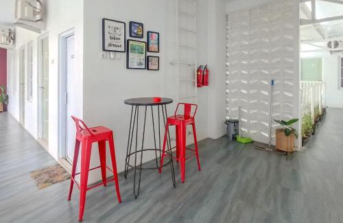 Temon Hotel | Kulonprogo Guesthouse Mitra RedDoorz