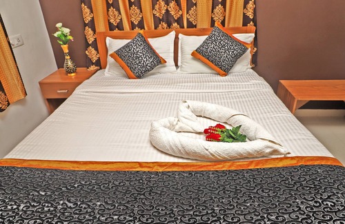 Periyur Hotel | Kumaran Kudil