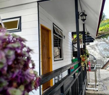 Kundasang Hotel | KUNDASANG MOUNT GARDEN