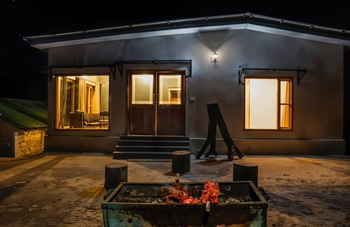Bullawala Cottage | Kuriyana Stay 2BR A Secluded Heaven by Homeyhuts
