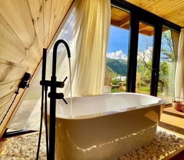 Stepantsminda Ski Chalet | Kuro cottage- A frame