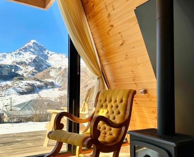 Stepantsminda Ski Chalet | Kuro cottage- A frame