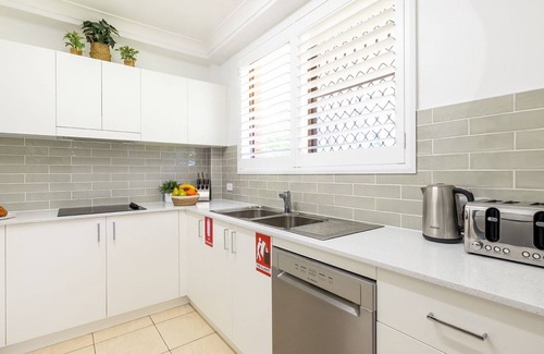 Nelson Bay Apartment | Kurranulla 3, 15-17 Weatherly Close