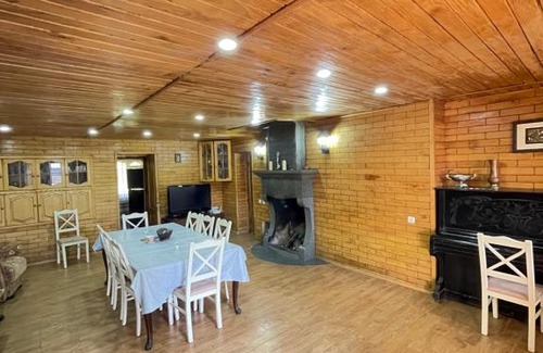 Tkibuli House | Kursebi Villa