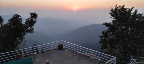 Kurseong House | Kurseong Kothee Homestay