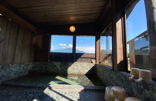 Minamiuonuma House | Kutsurogian