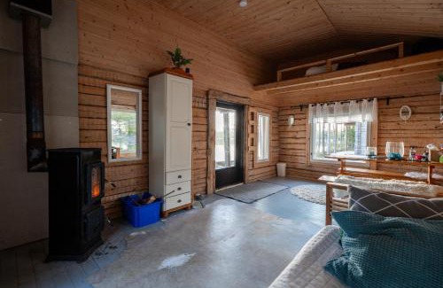 Ranua Ski Chalet | Kutulammen erämökki saunalla