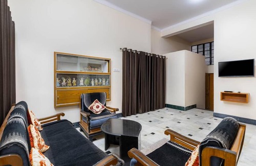 Udaipur Apartment | Kutumb Kesari