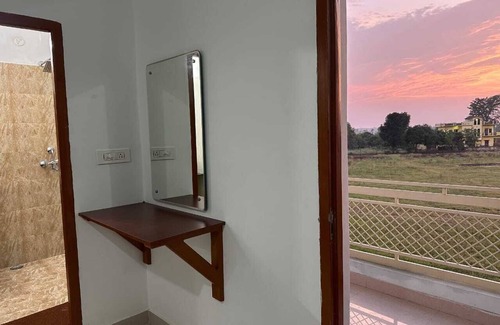 Bail Parao Hotel | Kuyal Corbett Resort