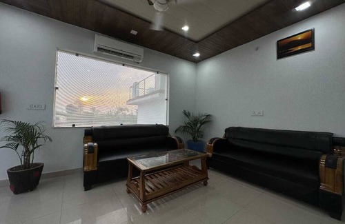 Bail Parao Hotel | Kuyal Corbett Resort