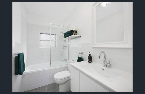 Central Mudgee House | Kuzman Cottage in the Heart of Mudgee