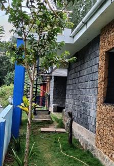 Yercaud Hotel | KV Hill House