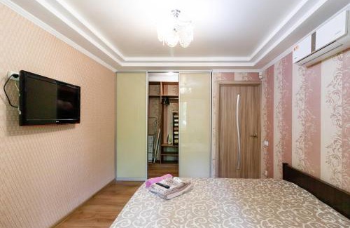 Obolon' Apartment | Kvartirkoff na Obolonskiy prospekt 37