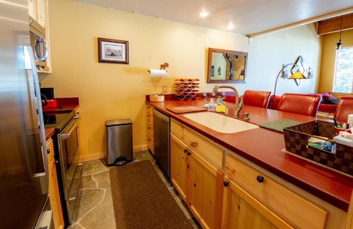 Kirkwood House | KW - Edelweiss 22
