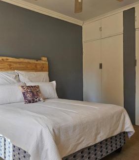 De Deur House | Kwa Mimi Guesthouse