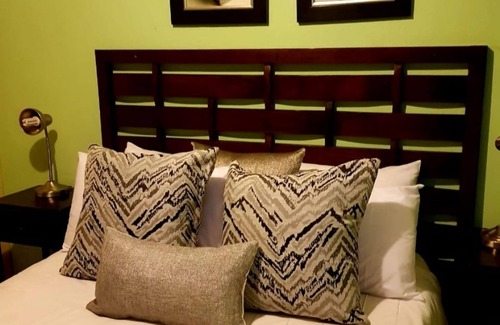 Vryheid House | Kwantulindawo Guesthouse Vryheid