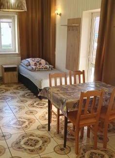 Zgierz House | Kwatera u Heni