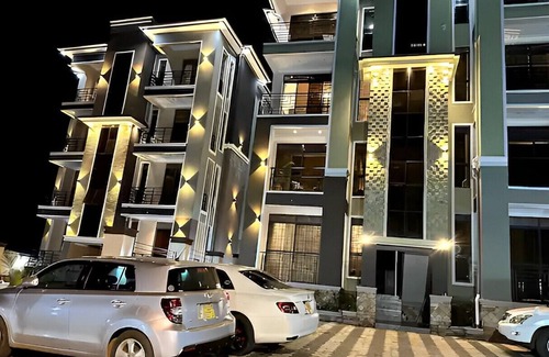 Muyenga Apartment | Kyanja Executive Suite(w/tv, wifi, Netflix and work station)