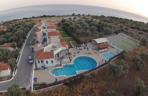 Marathokampos Apartment | Kyma Hotel