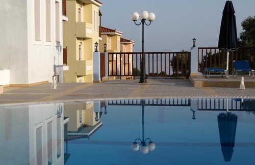 Marathokampos Apartment | Kyma Hotel