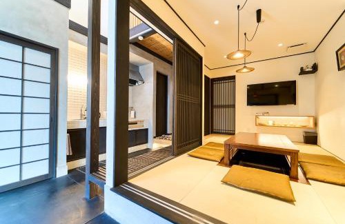 Sannenzaka Ninenzaka House | Kyobu Chawanzaka
