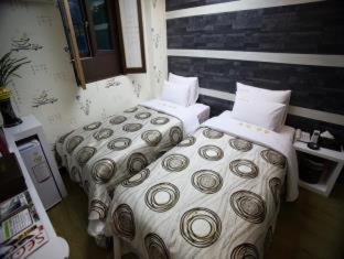 Hoehyeon-dong Hotel | Kyoung Dong Hotel Myeongdong