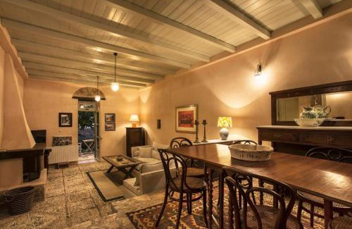 Kiparissia House | Kyparissia Old Town Lodge with amazing sea view
