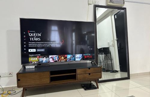 Cyberjaya Apartment | Kyra Homestay Centrus SOHO Cyberjaya *wifi and pool*