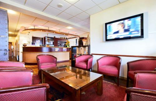 Allonne Hotel | Kyriad Beauvais Sud
