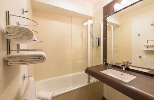 Chambery Hotel | Kyriad Chambéry Centre - Curial