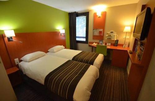 Dijon Hotel | Kyriad Dijon Est Mirande