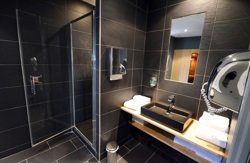 Dijon Hotel | Kyriad DIJON EST - Mirande