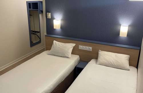 Saint-Jean-de-Vedas Hotel | Kyriad Direct Montpellier St Jean de Vedas – La Peyrière